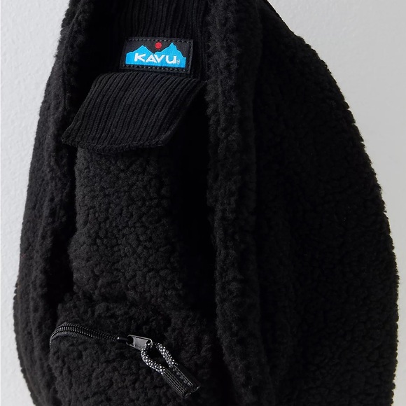 NWTS KAVU ROPE SNUG SLING BAG - Picture 3 of 7